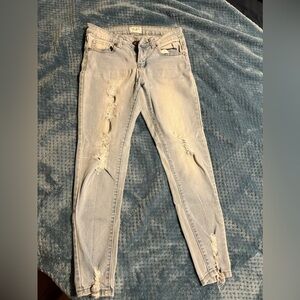 ⚡️ high waisted light colored distressed jeans